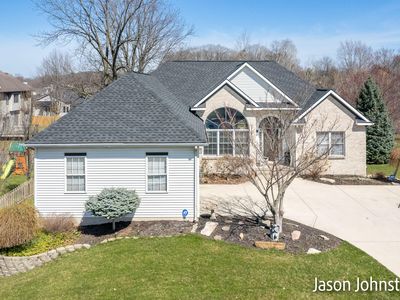 2587 Pine Dunes Dr SW, Wyoming, MI, 49418