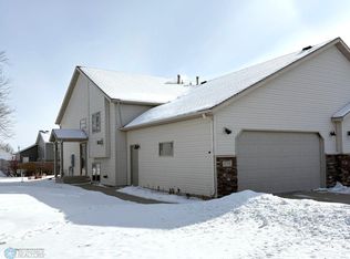 2706 Wheatland Dr S, Fargo, ND 58103