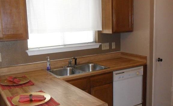 Kitchen with a breakfast bar