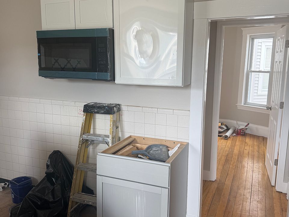 1st image of 39 Edith St #2