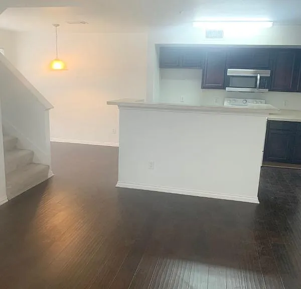 9817 Walnut St #210 — Photo 18