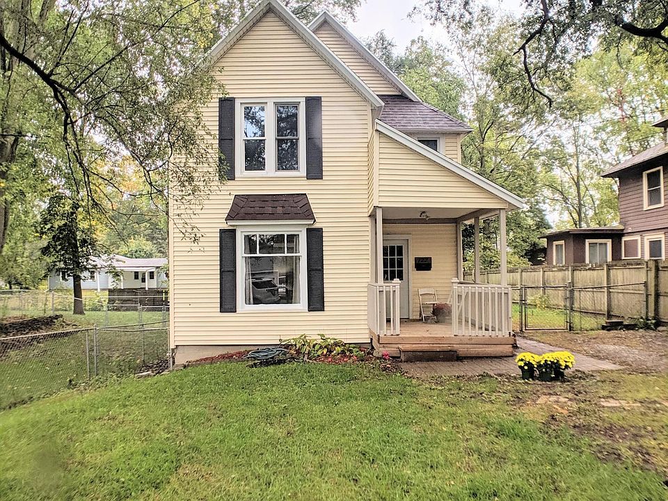 1st image of 122 Lacey Ave