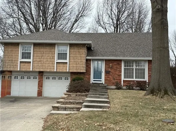 6712 Charles St, Shawnee, KS 66216