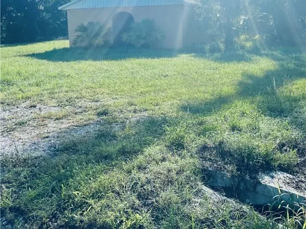 3457 Hickory St, Zolfo Springs, FL 33890