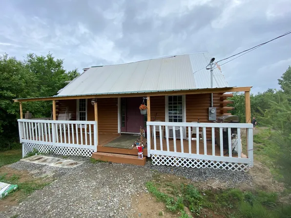 99 Abbott Lane, Etna, ME 04434