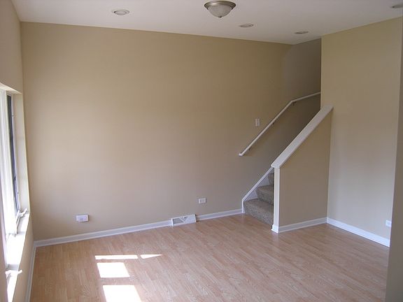 2nd image of 7818 W 98th Pl