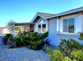 746 Tuttle Creek Rd, Lone Pine, CA 93545