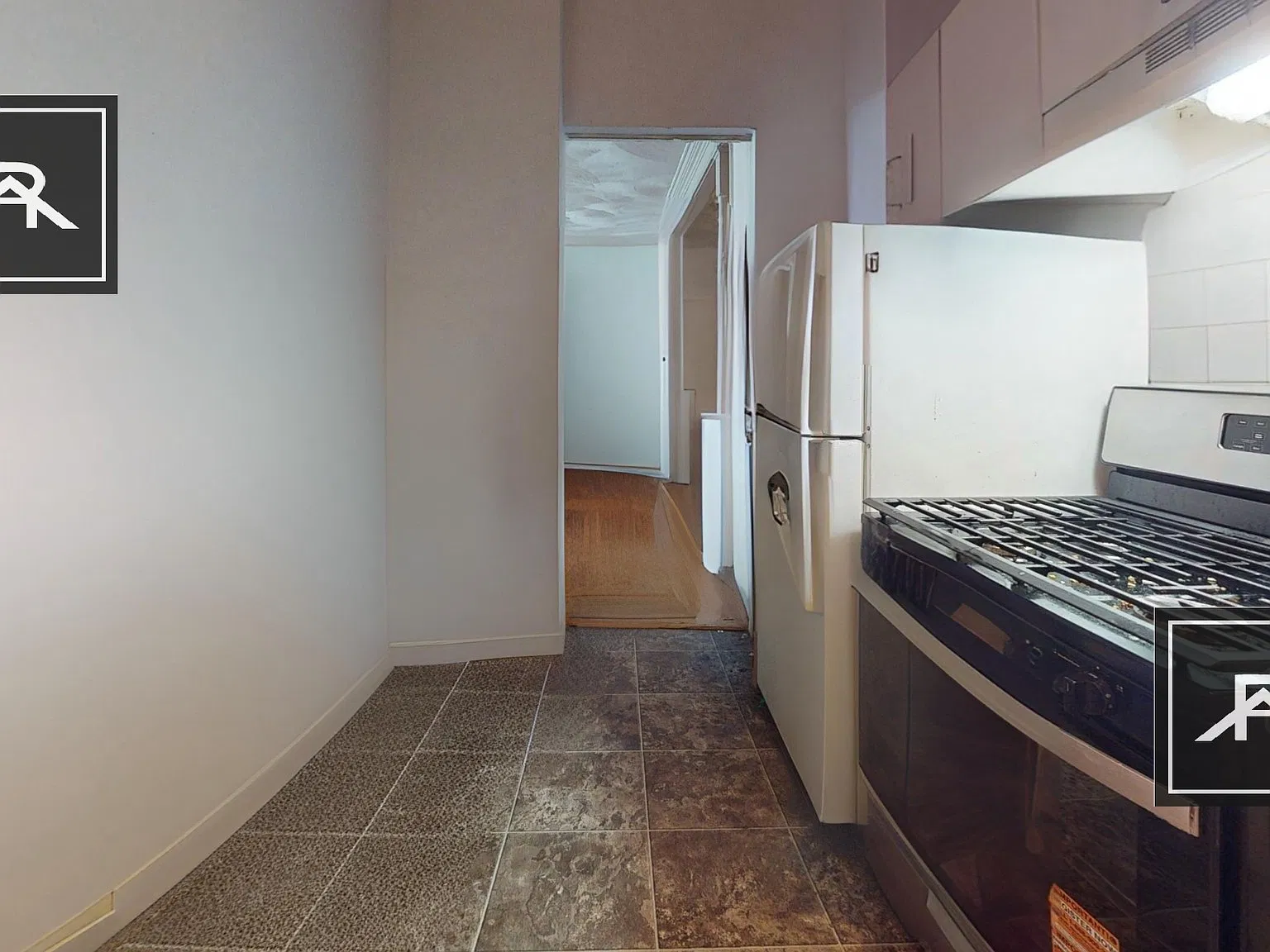4 bed, 1.0 bath, 1400 sqft, $3,550 — Photo 1