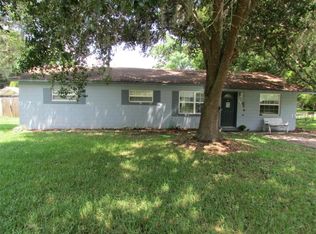 522 Wisteria Ave, Umatilla, FL 32784