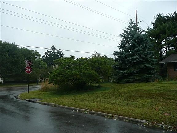 2nd image of 1236 Berna Ln