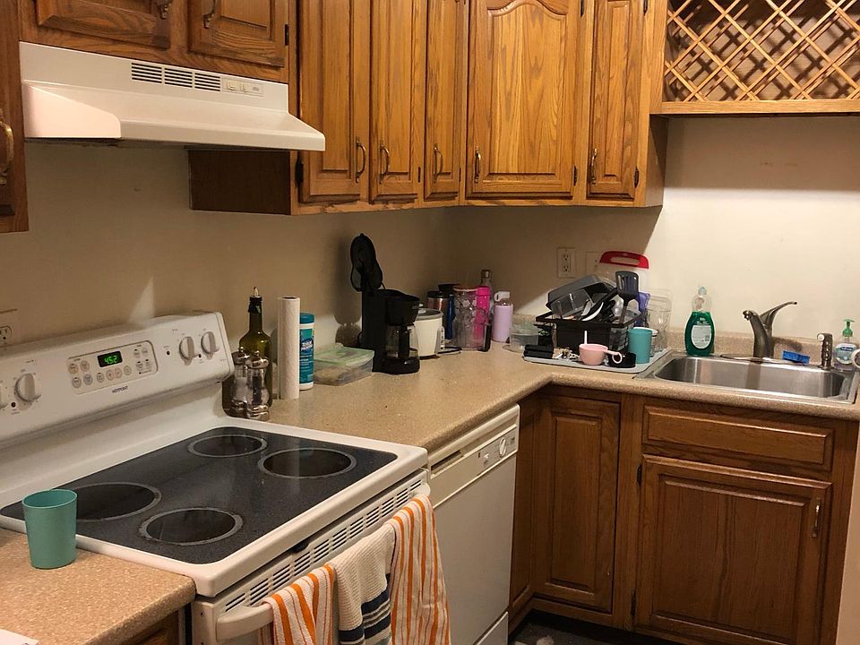 1st image of 65 Hemenway St APT 1