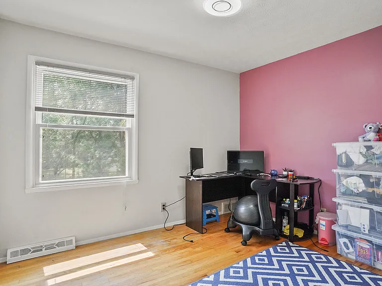 2490 Coronado Ave — Photo 9