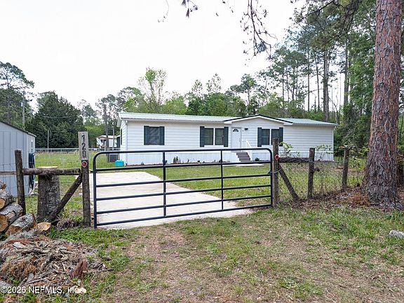 2nd image of 120 BARRACUDA Drive