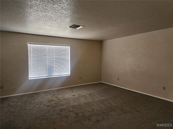 2nd image of 813 Gemstone Ave