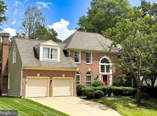 8003 Comerford Dr, Fairfax Station, VA