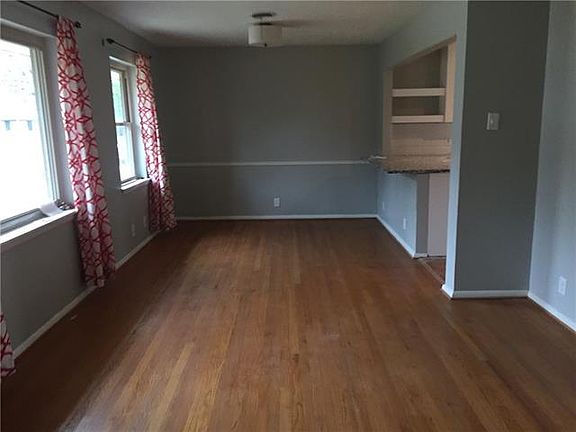 5th image of 9808 Bluff Dale Dr
