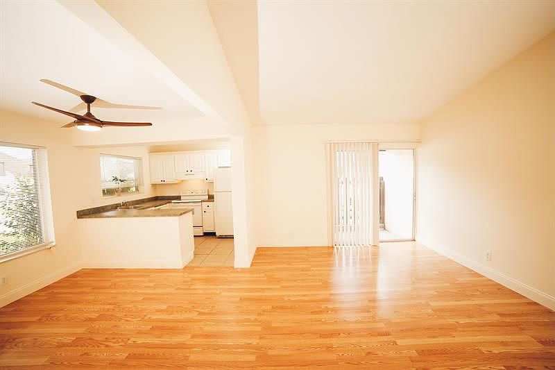 1st image of 5276 Bosque Ln APT 41