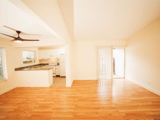 5276 Bosque Ln APT 41, West Palm Beach, FL 33415