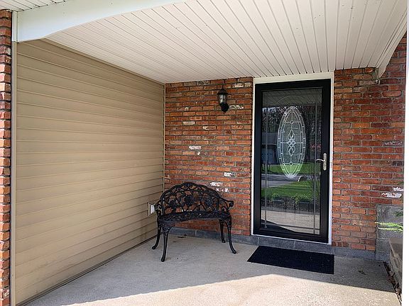 3rd image of 27 Warwick Way