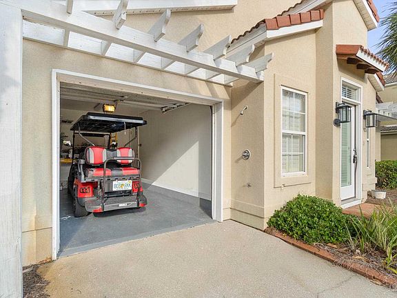 3rd image of 122 Tuscany Dr