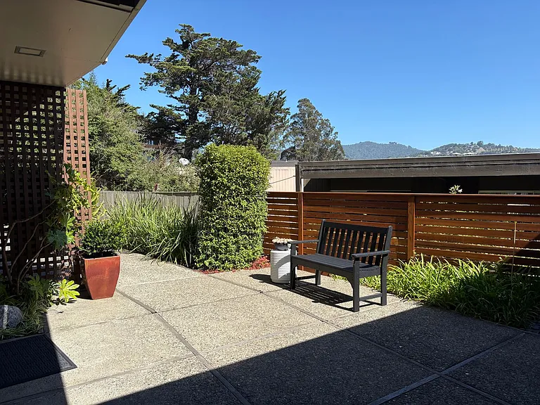 28 Gomez Way #14 — Photo 13