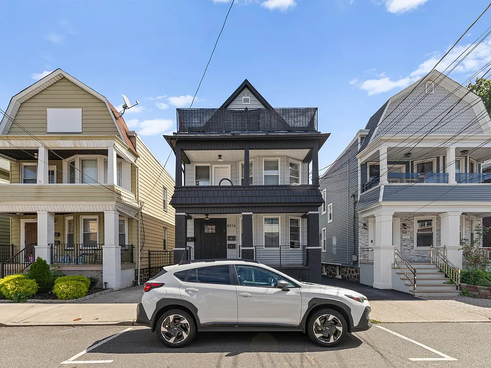 8516 3rd Ave #4