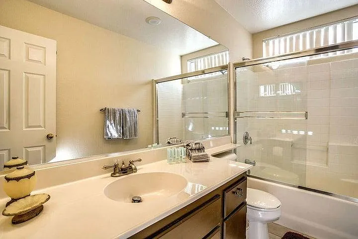 37760 Driscoll St — Photo 14