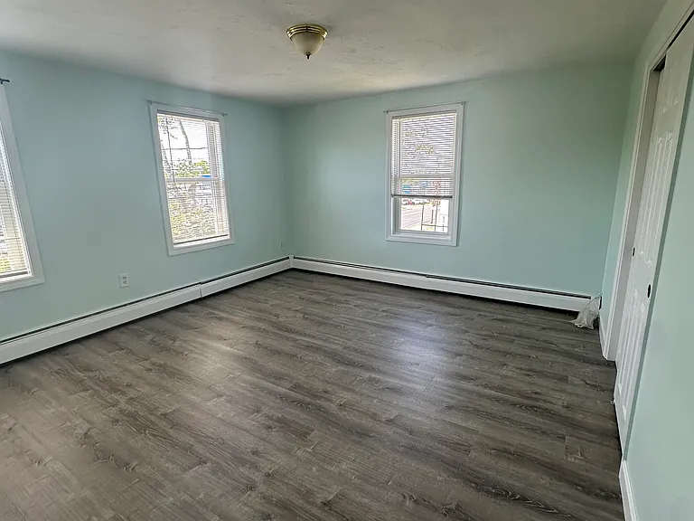 38 Taunton Ave #2 — Photo 7