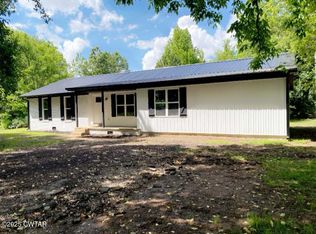 955 Express Way Church Rd, Wildersville, TN 38388