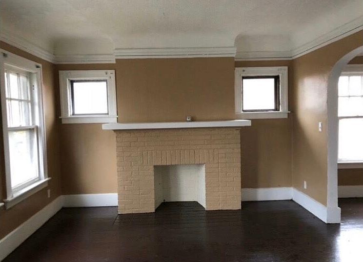 2nd image of 4344 W Grand St
