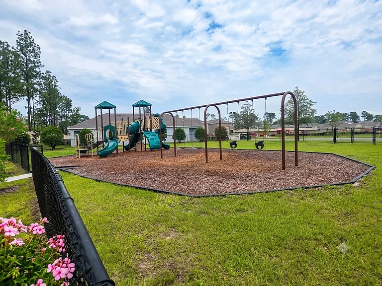 11472 Timber Grove Ln — Photo 35