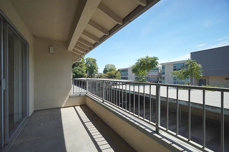 1825 California Street — Photo 4