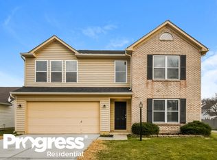 12335 Tuckaway Ct, Fishers, IN 46037