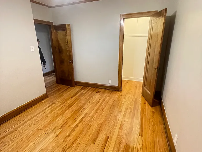 4518 W George St #1 — Photo 11