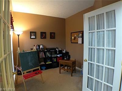 4th image of 38701 Waverly Dr
