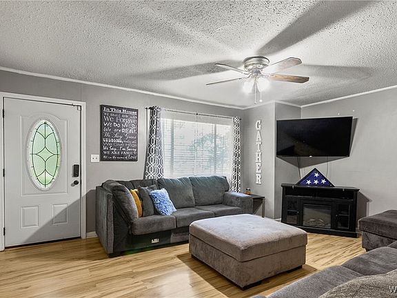 5th image of 4429 River Oak Dr