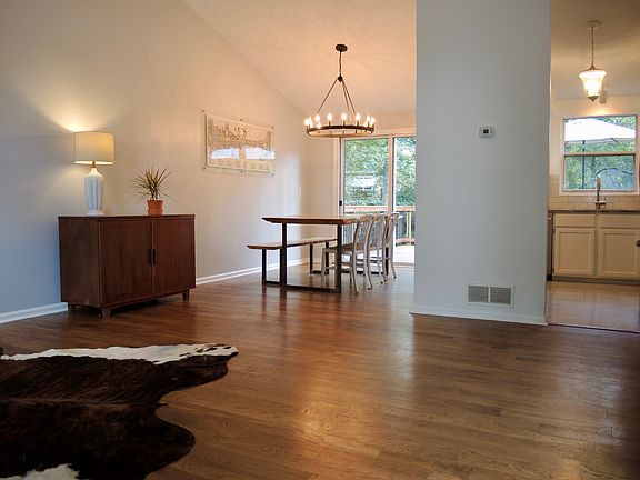 2nd image of 215 Taylor Meadow Chase