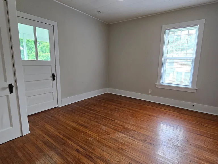 1005 Washington St #A — Photo 4