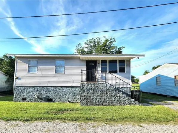 106 Trueil Ln, Belle Chasse, LA 70037