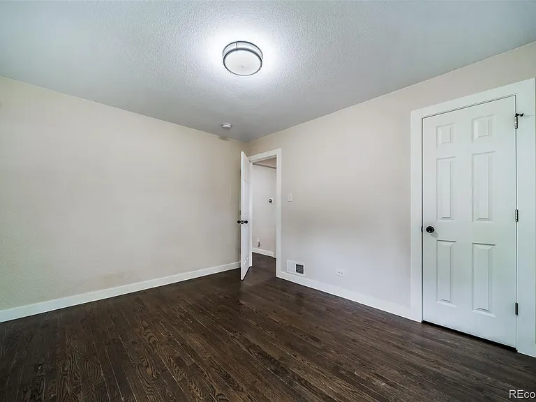2395 S Irving St — Photo 20
