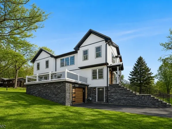 10 Old Rifle Camp Rd, Woodland Park, NJ 07424