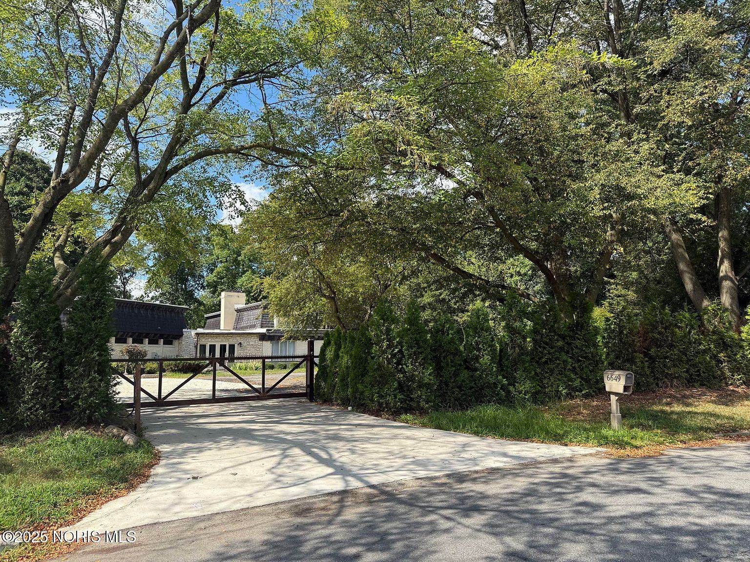 6649 Mill Ridge Rd — Brandywine Country Club