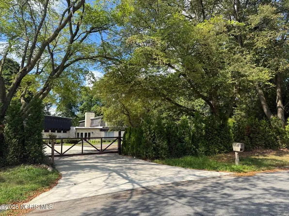 6649 Mill Ridge Rd, Maumee, OH 43537
