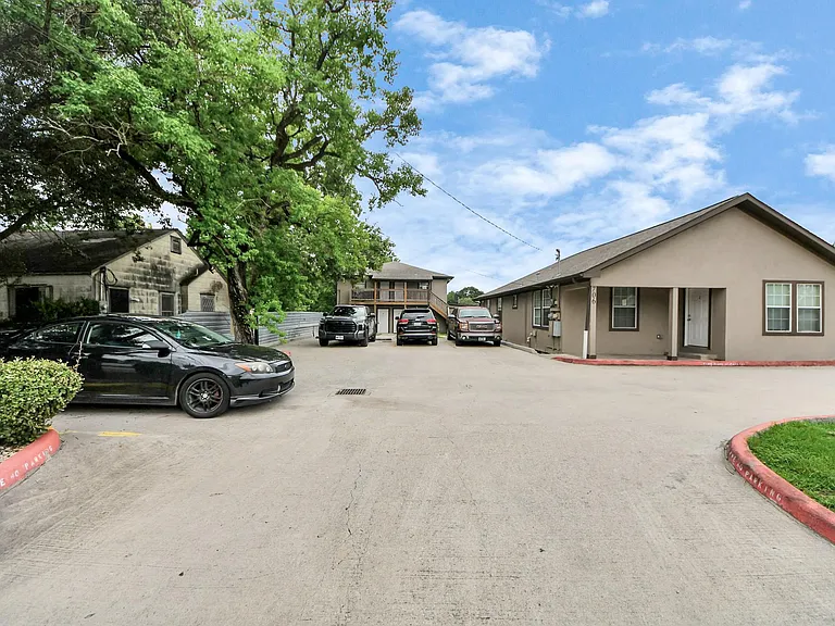 706 Harris Ave #3 — Photo 20
