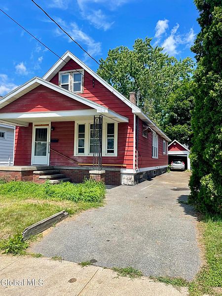 2nd image of 312 4th Street