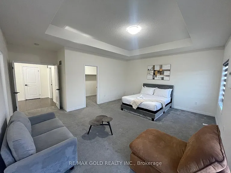 537 Veterans Dr — Photo 7