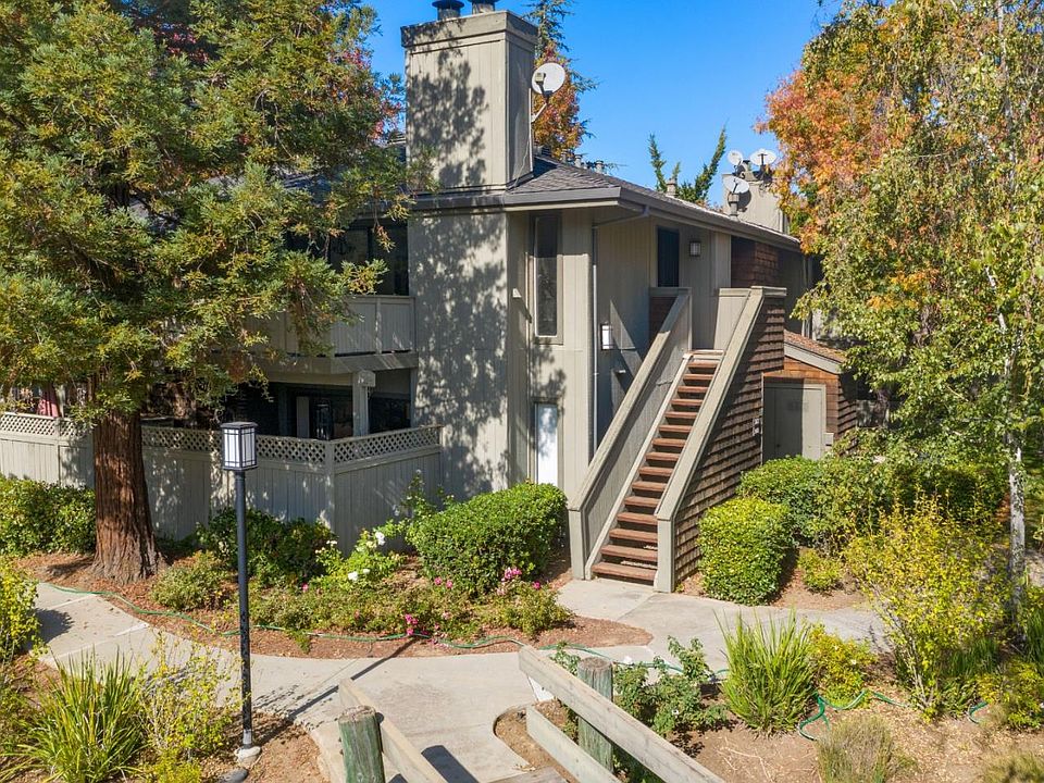 1st image of 2613 La Terrace Cir