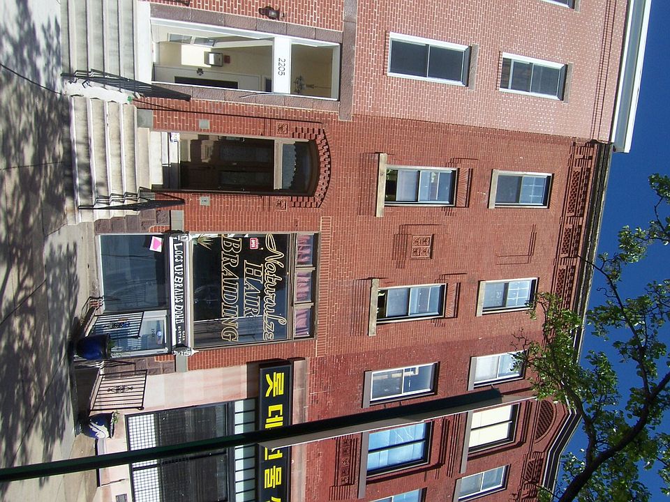 2203 N. Charles