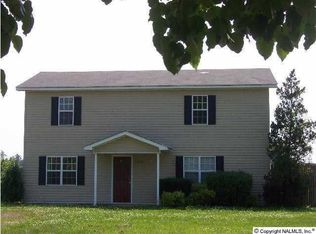 2746 Oak Grove Rd, Crossville, AL 35962