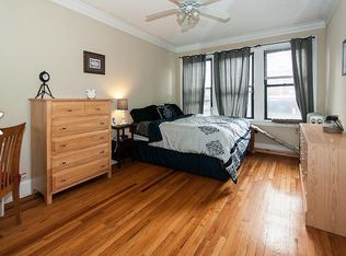 508 Keeney St APT 1, Evanston, IL 60202